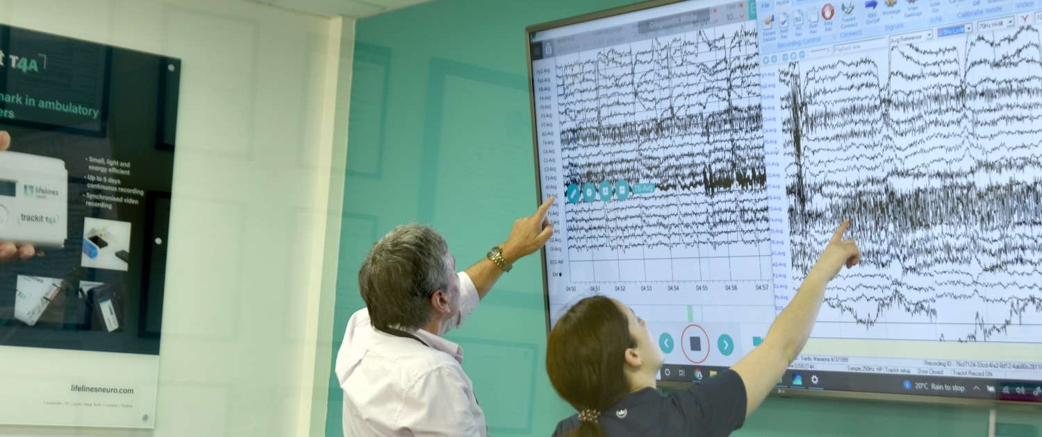 Viewing EEG data on a monitor